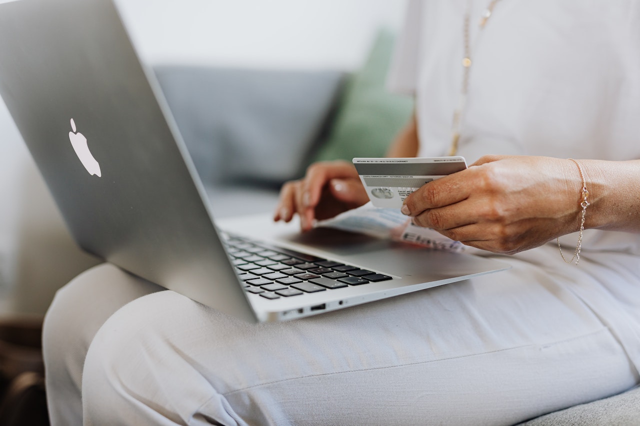 E-commerce, continua la crescita anche dopo l’allentamento delle restrizioni